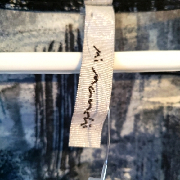 BLUE AND BLACK SHORT SLEEVE DRESS WITH V NECK - Picture 6 of 6